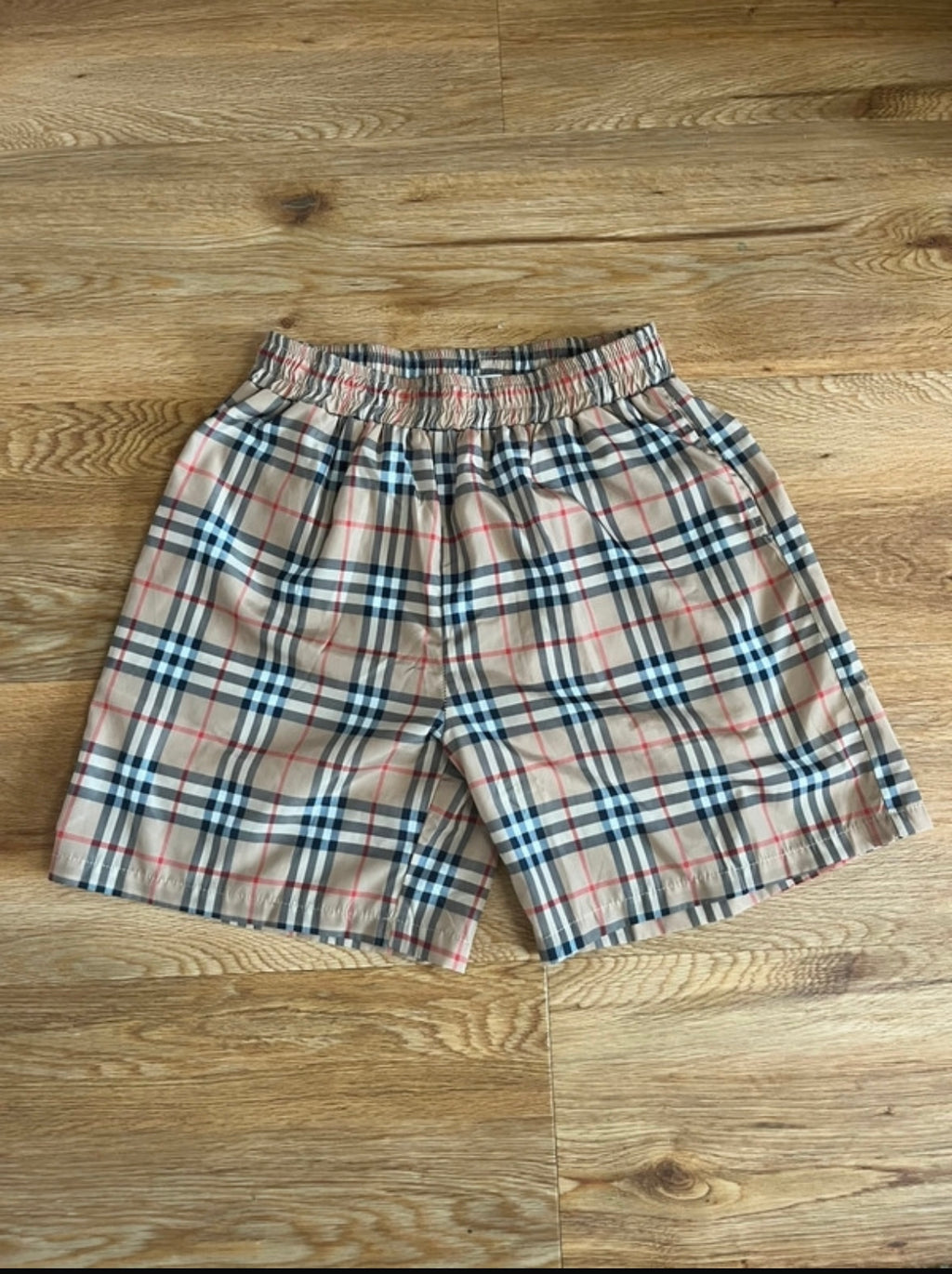 Short Burberry